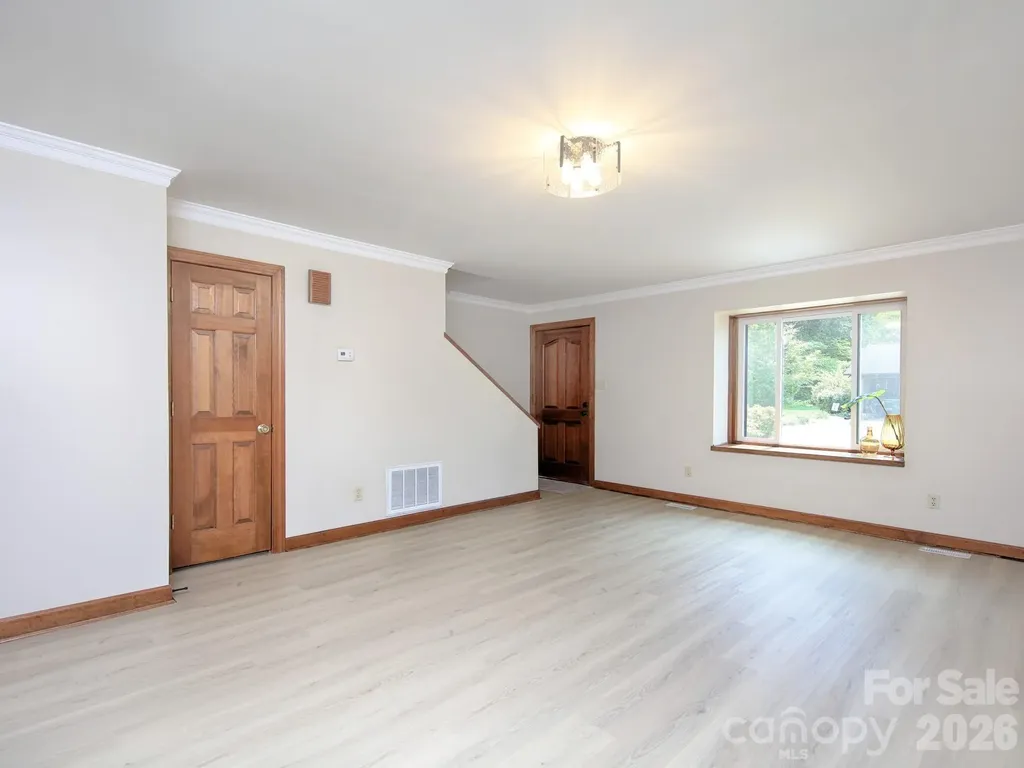 182 Calvin Street Troutman NC 28166