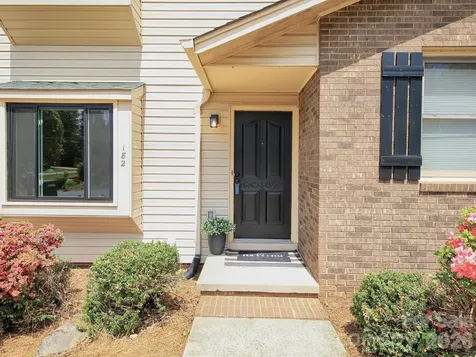 182 Calvin Street Troutman NC 28166