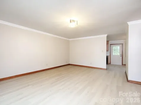 182 Calvin Street Troutman NC 28166