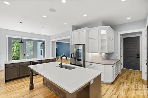 2917 Lake Shore Road S Denver NC 28037