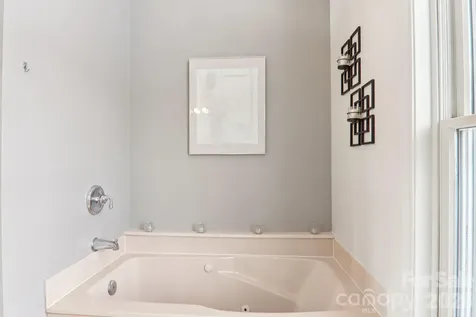 208 Buckeye Road Maggie Valley NC 28751