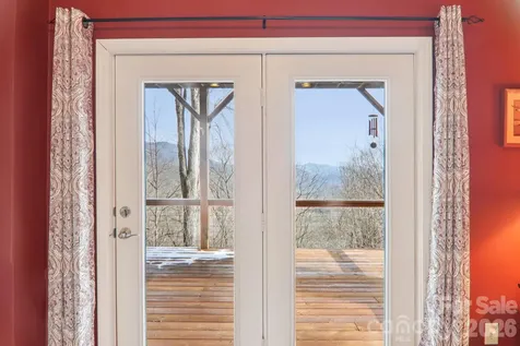 208 Buckeye Road Maggie Valley NC 28751