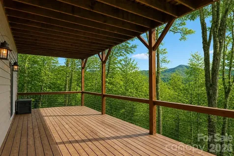 208 Buckeye Road Maggie Valley NC 28751