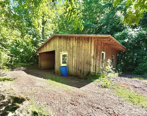 170 Beagle Club Road Cherryville NC 28021