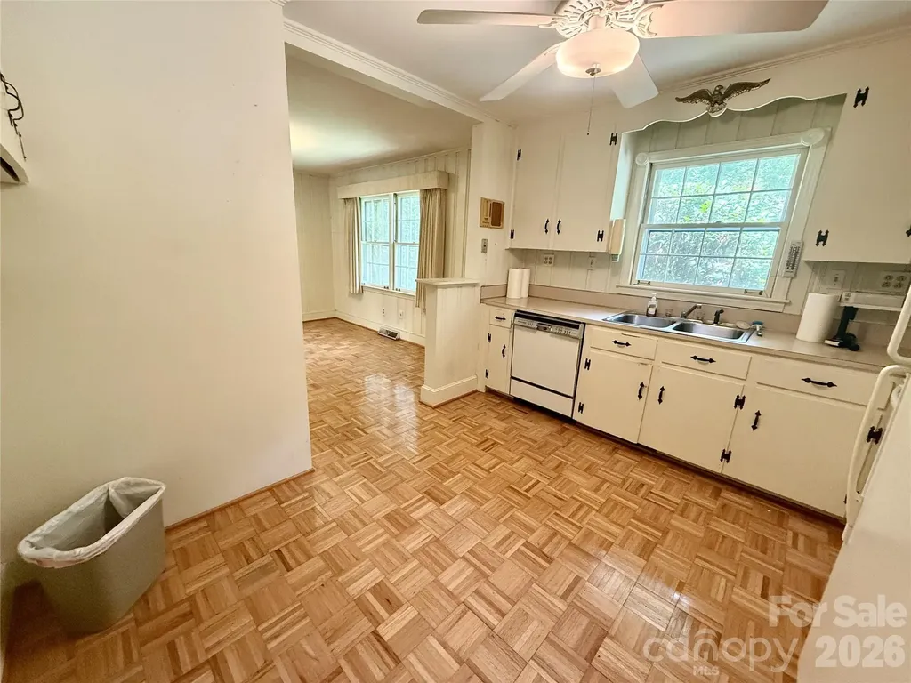 821 Burnley Road Charlotte NC 28210