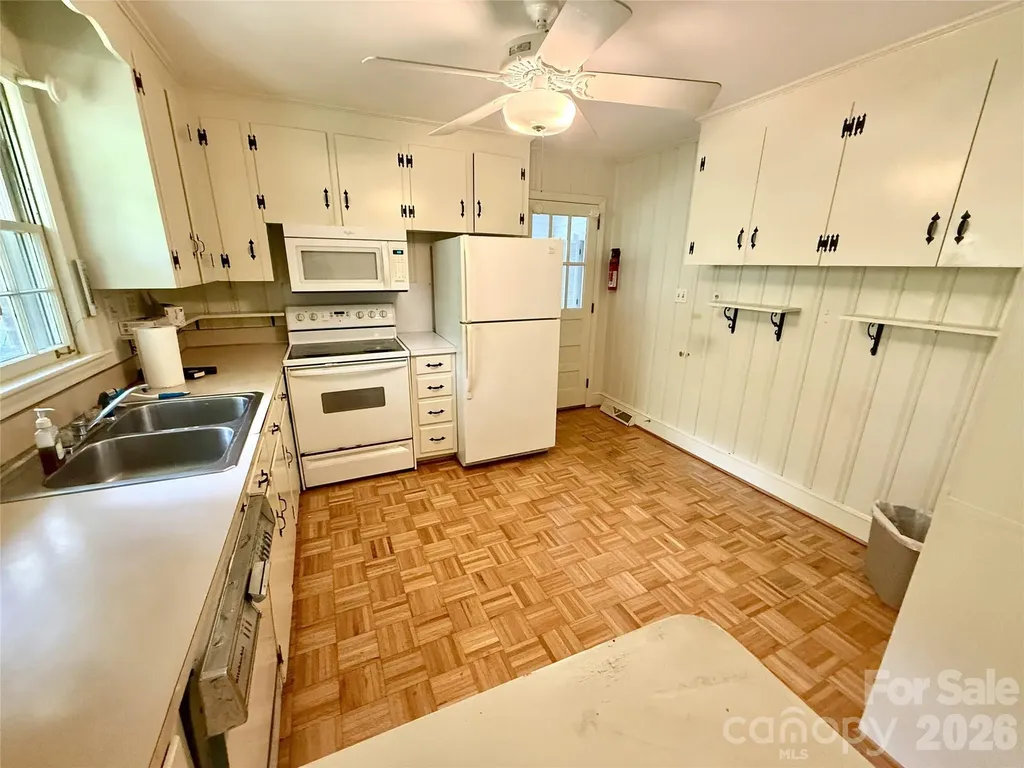 821 Burnley Road Charlotte NC 28210