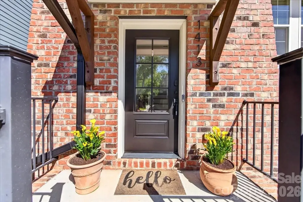 1413 Lomax Avenue Charlotte NC 28211
