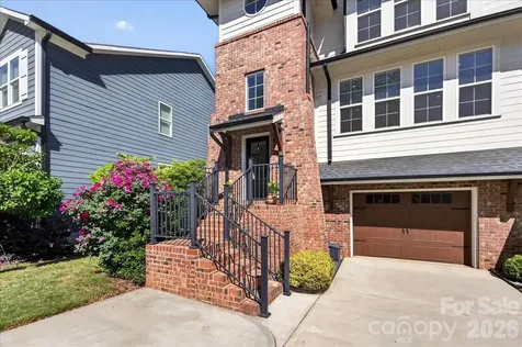 1413 Lomax Avenue Charlotte NC 28211