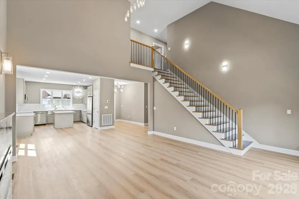 1033 12th Avenue Drive NW Hickory NC 28601