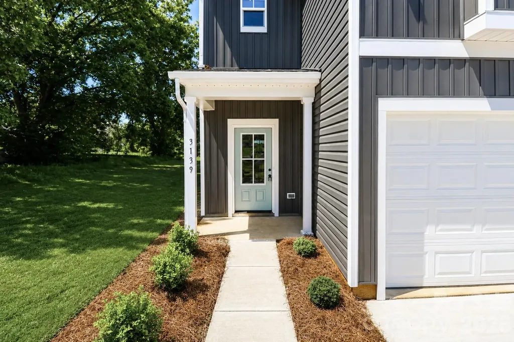 3139 Old Mountain Road Stony Point NC 28678