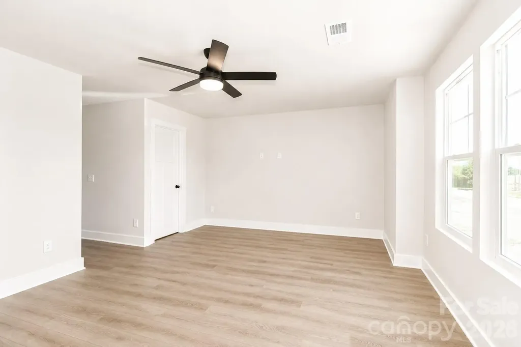 3139 Old Mountain Road Stony Point NC 28678