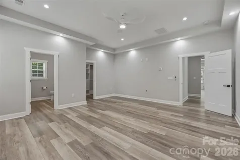 5330 Tuckaseegee Road Charlotte NC 28208