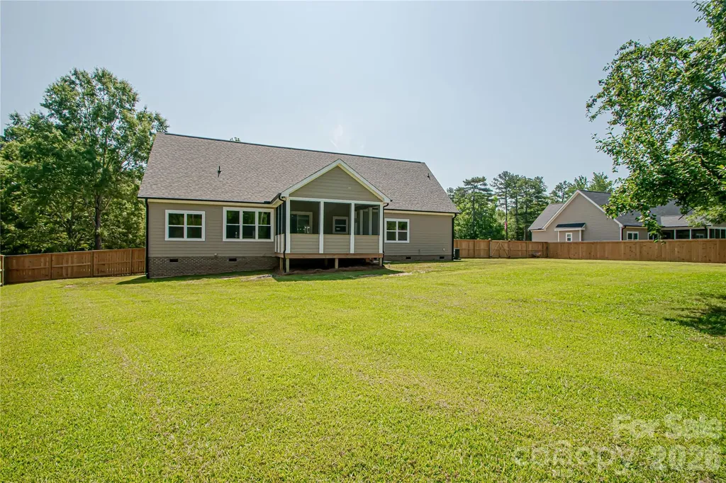 1502 Marion Street Monroe NC 28112