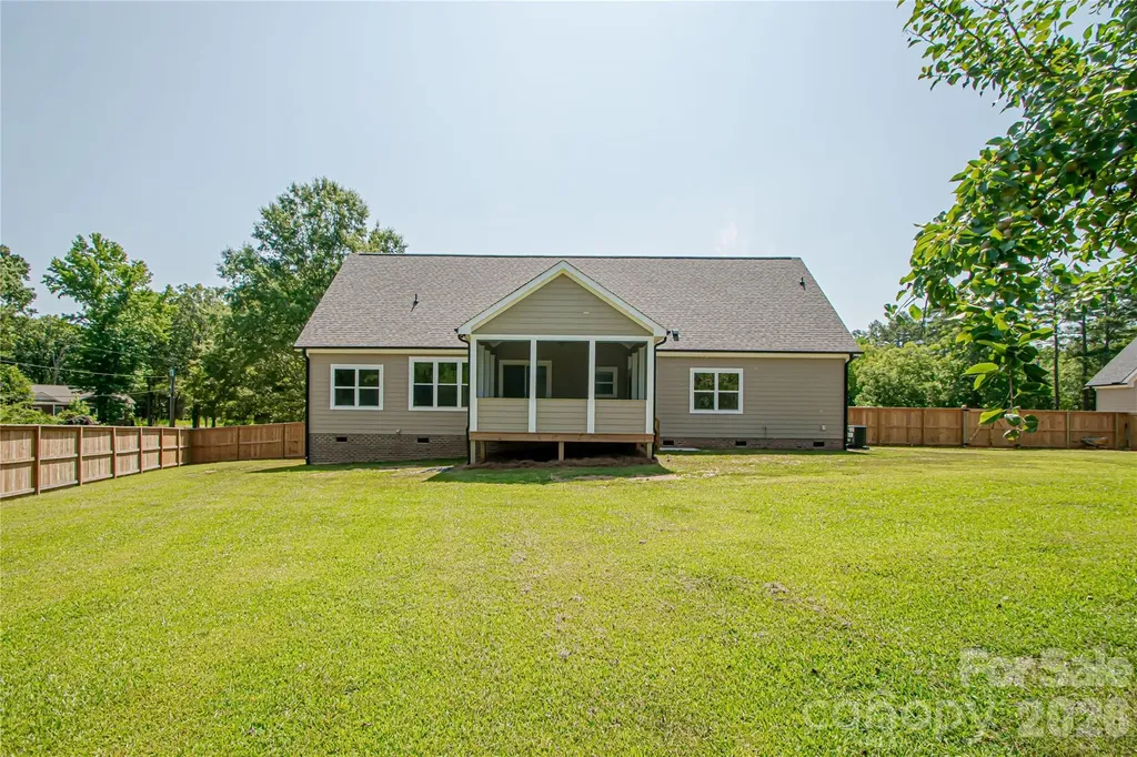 1502 Marion Street Monroe NC 28112