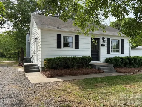 1431 3rd Street Place NE Hickory NC 28601