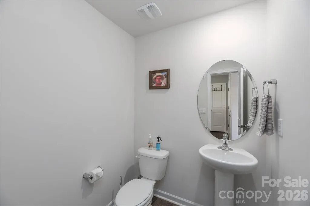 220 Roper Street Candler NC 28715