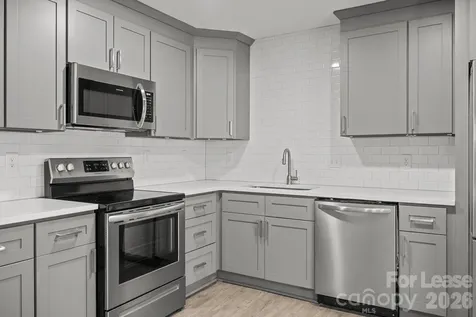 1853 Lakedell Drive Charlotte NC 28215