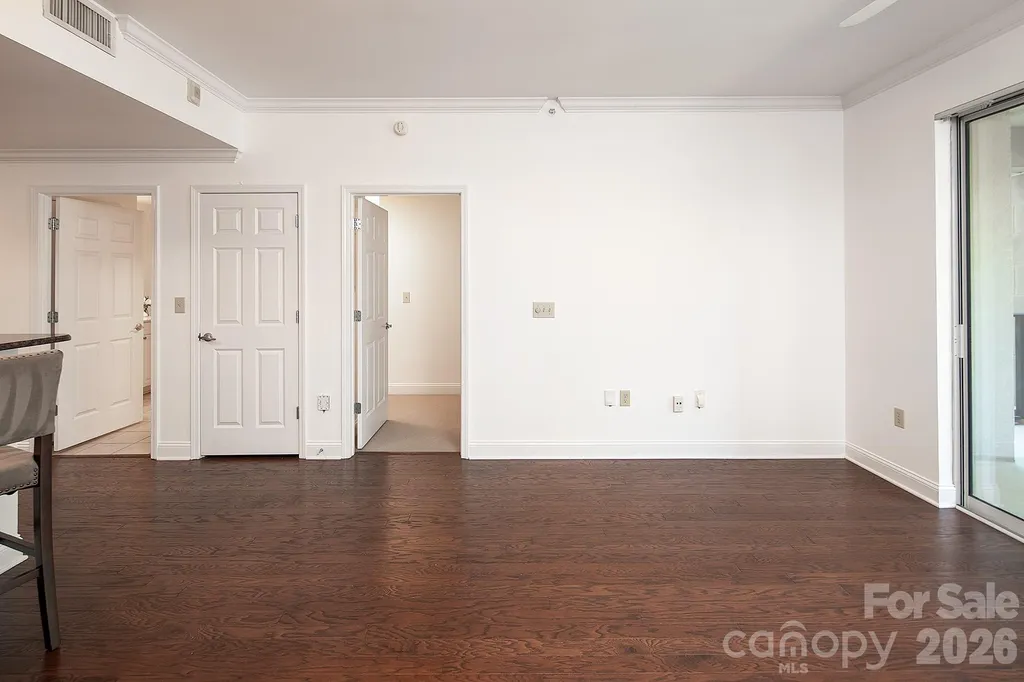 300 W 5th Street W Charlotte NC 28202