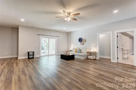 9311 Willowglen Trail Charlotte NC 28215