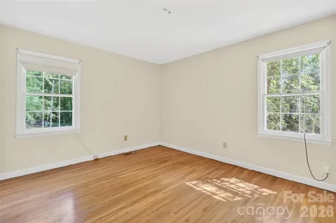 1511 Ormsby Court Charlotte NC 28211