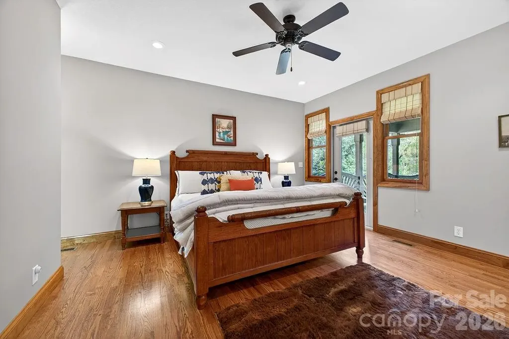 24 Triple Fairways Drive Hendersonville NC 28739