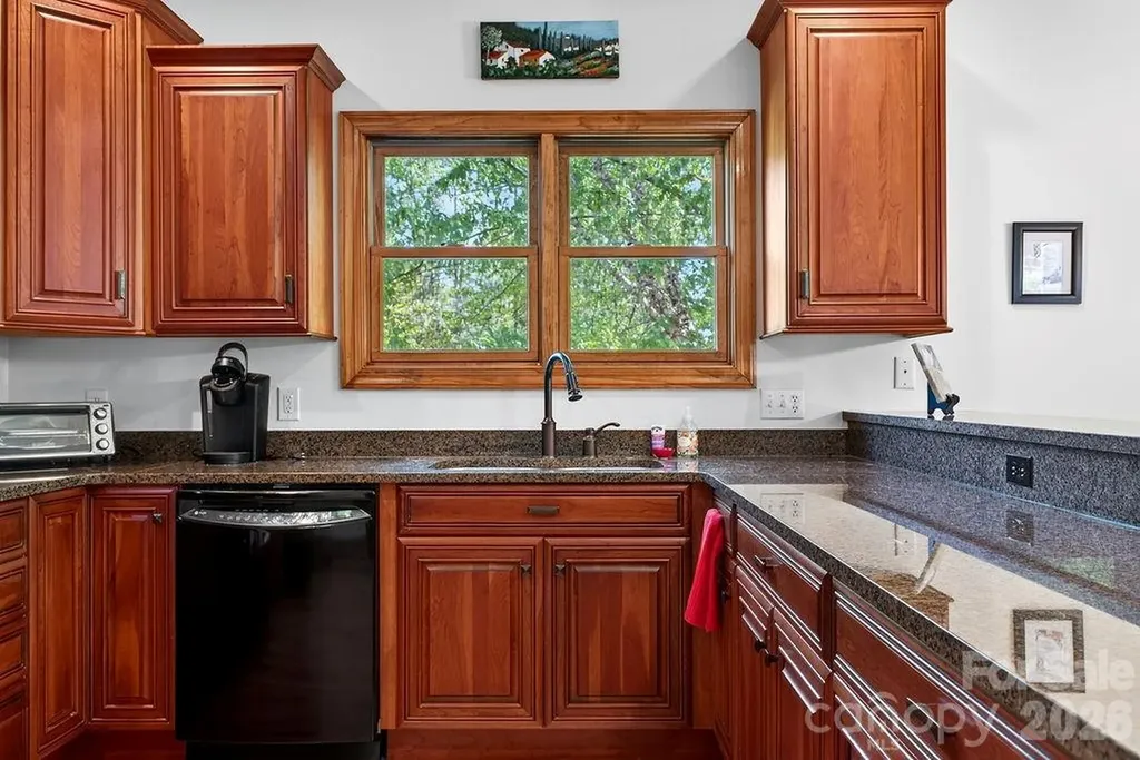 24 Triple Fairways Drive Hendersonville NC 28739