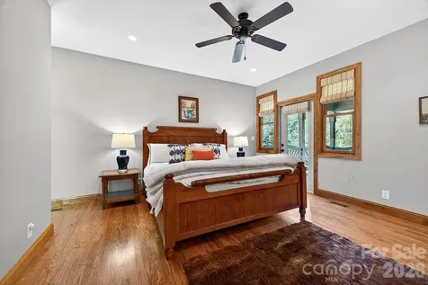24 Triple Fairways Drive Hendersonville NC 28739
