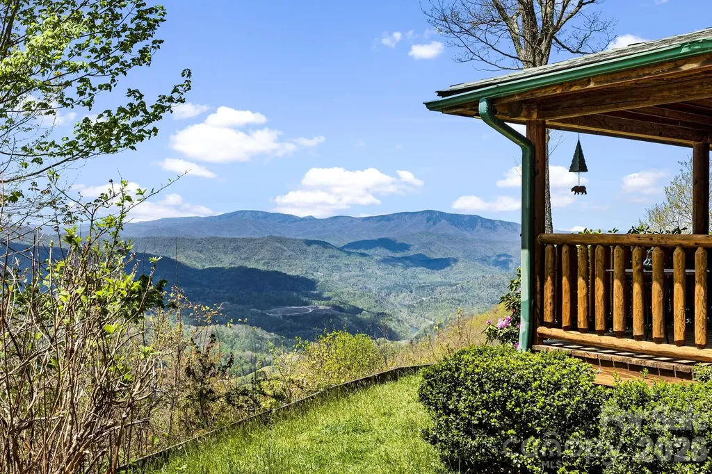 195 Justin Ridge Clyde NC 28721