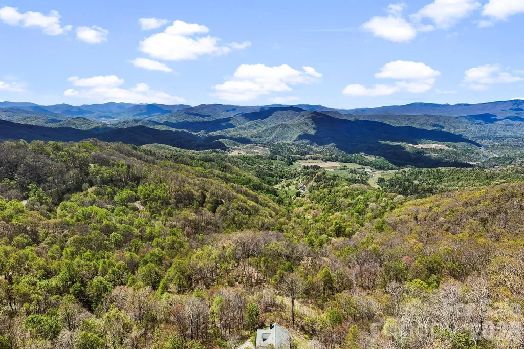 195 Justin Ridge Clyde NC 28721