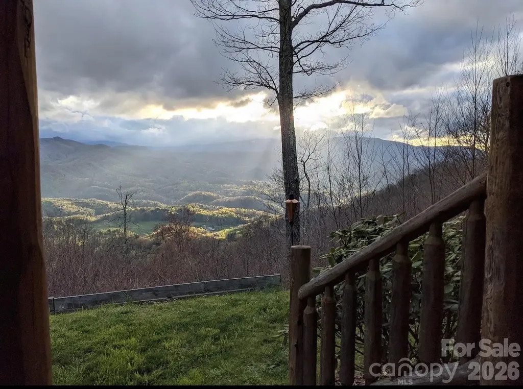 195 Justin Ridge Clyde NC 28721
