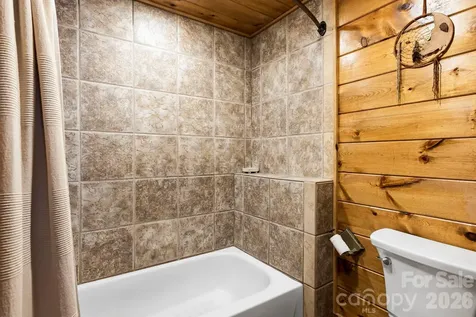 195 Justin Ridge Clyde NC 28721