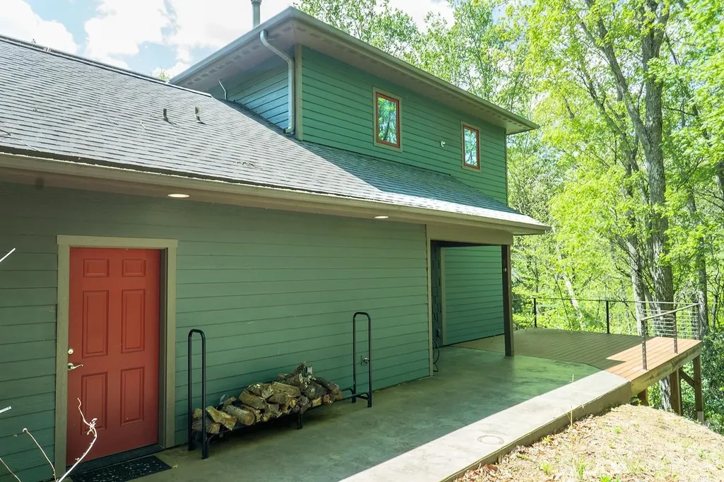 26 Robinson Creek Road Asheville NC 28803