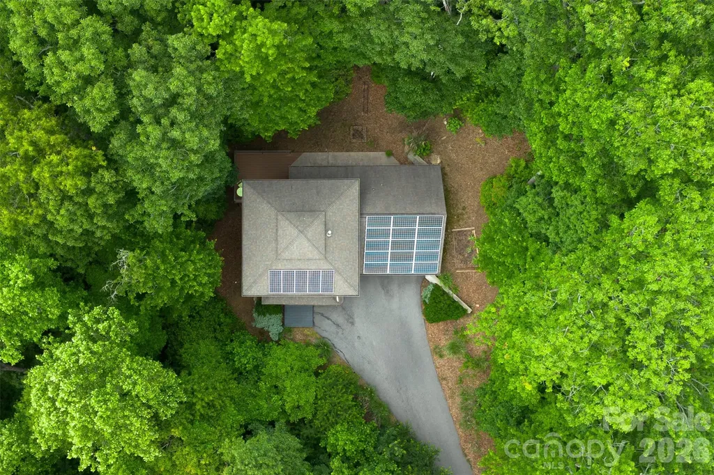 26 Robinson Creek Road Asheville NC 28803