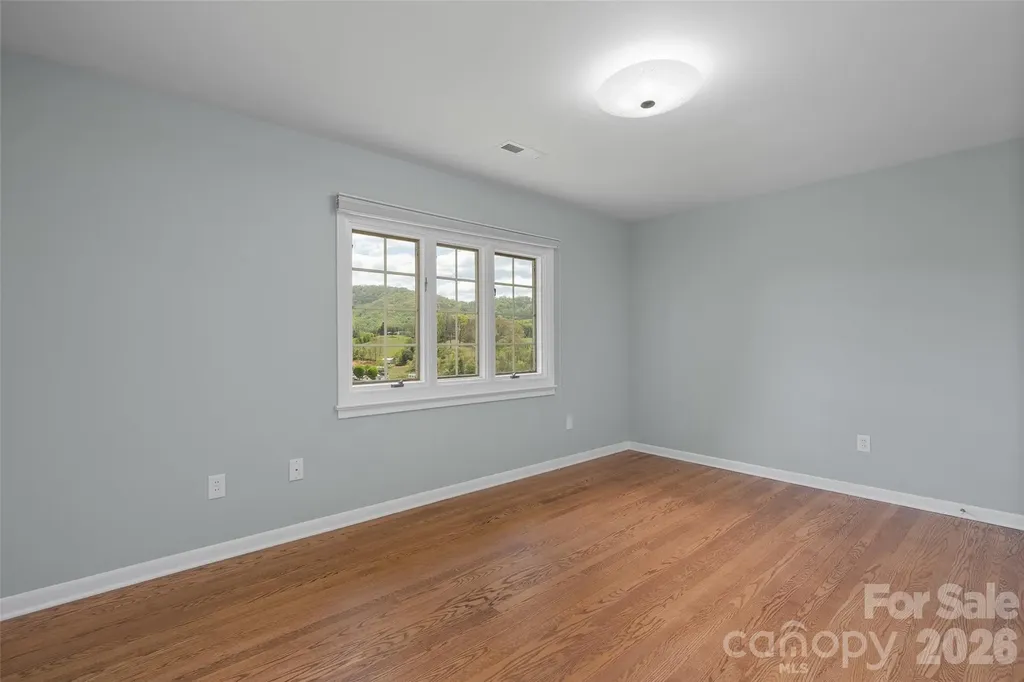 441 Mulberry Street Clyde NC 28721