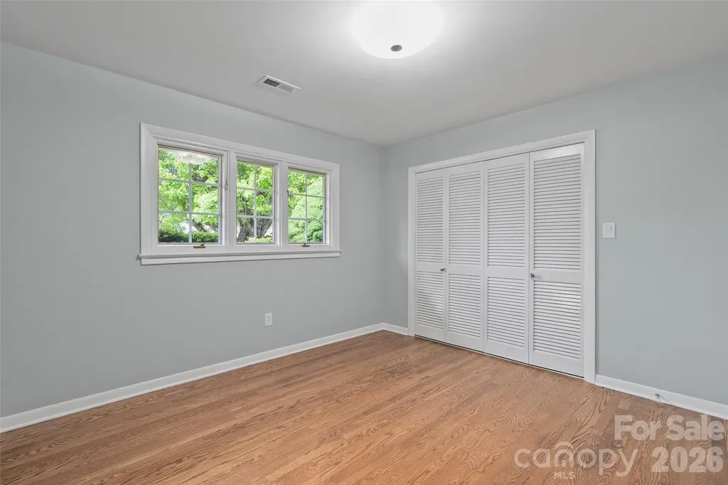 441 Mulberry Street Clyde NC 28721