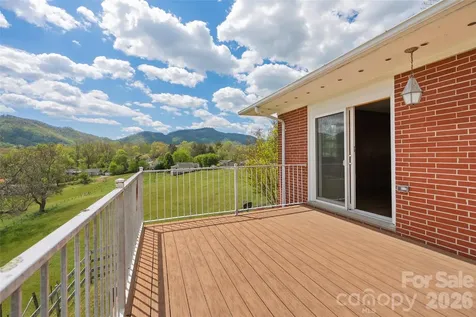 441 Mulberry Street Clyde NC 28721