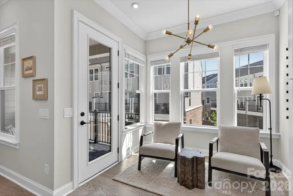 2547 Deacon Avenue Charlotte NC 28204