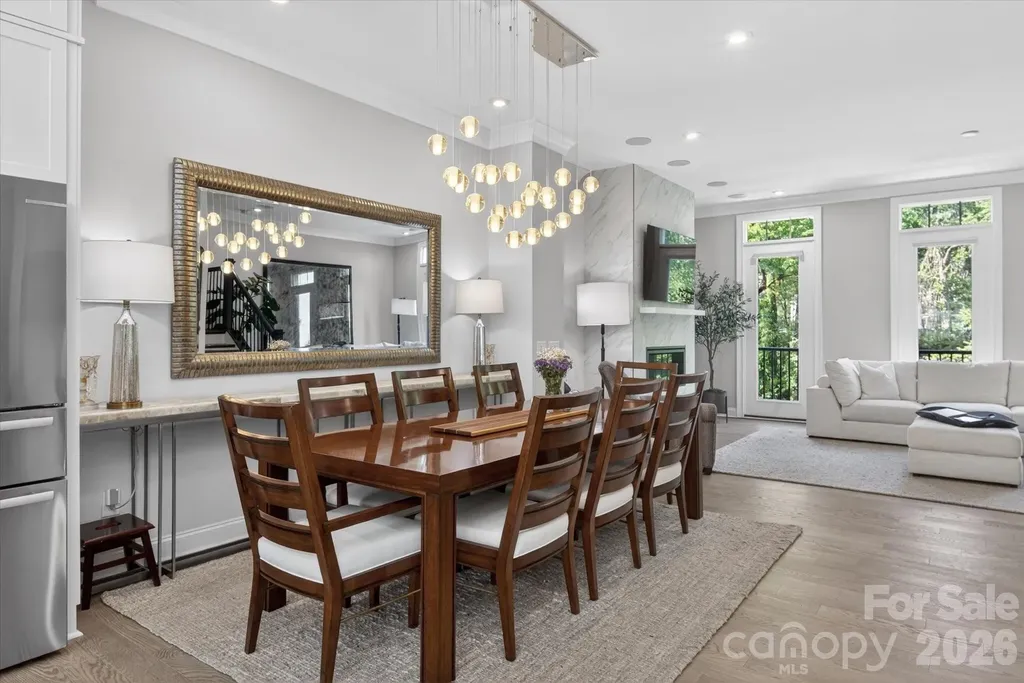 2547 Deacon Avenue Charlotte NC 28204