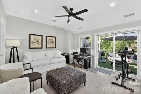 2547 Deacon Avenue Charlotte NC 28204