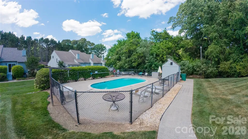 100 Willow Run Drive Gastonia NC 28056