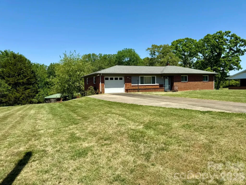 3195 Westview Street Valdese NC 28690