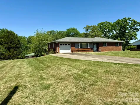 3195 Westview Street Valdese NC 28690