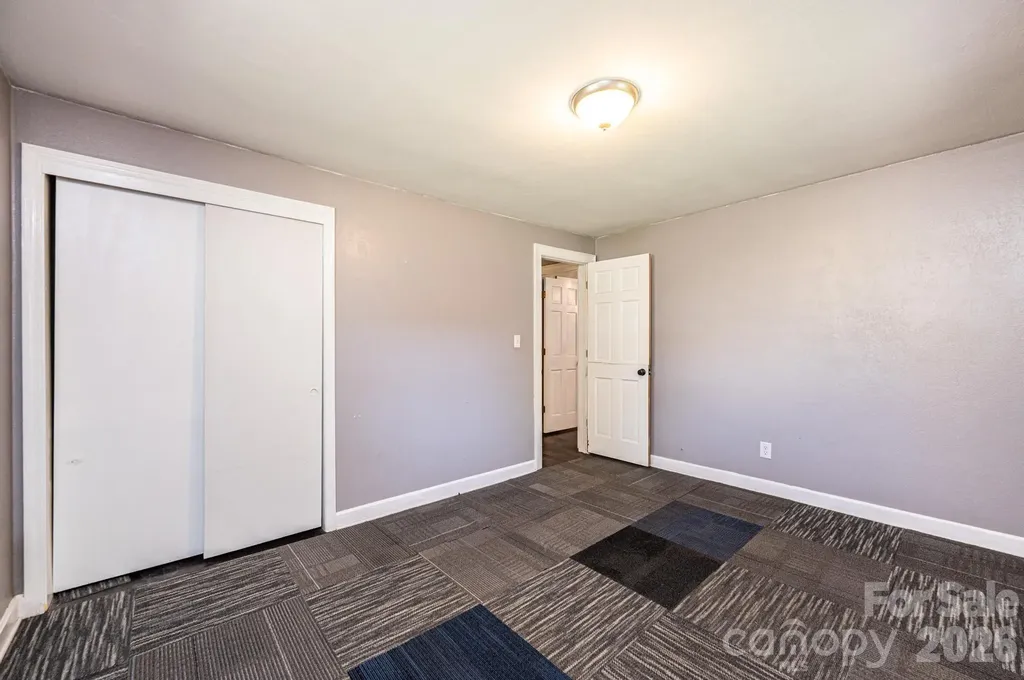 2984 Lutz Boulevard Newton NC 28658