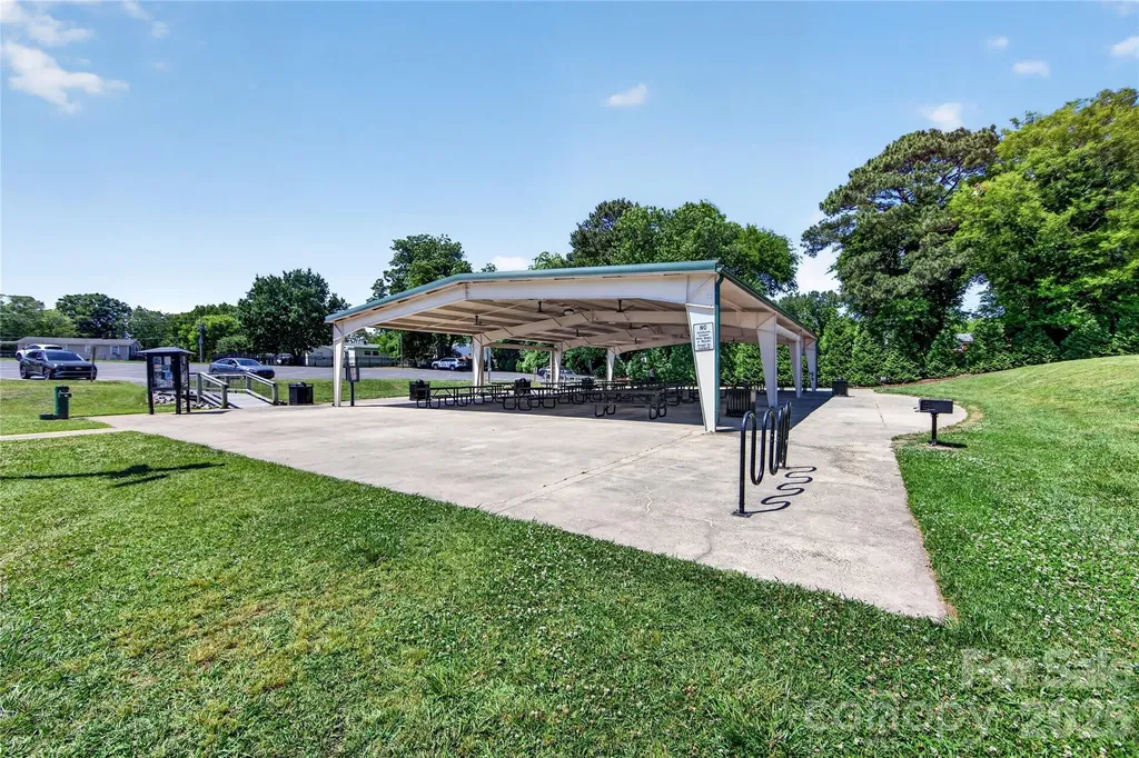 510 Ridgely Green Drive Pineville NC 28134
