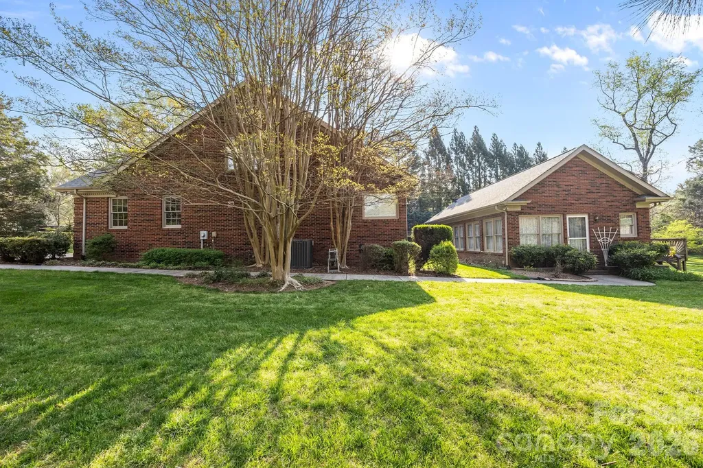 3325 Tilley Morris Road Matthews NC 28105