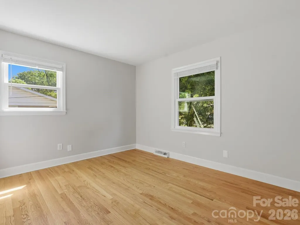7401 Woodstream Drive Charlotte NC 28210