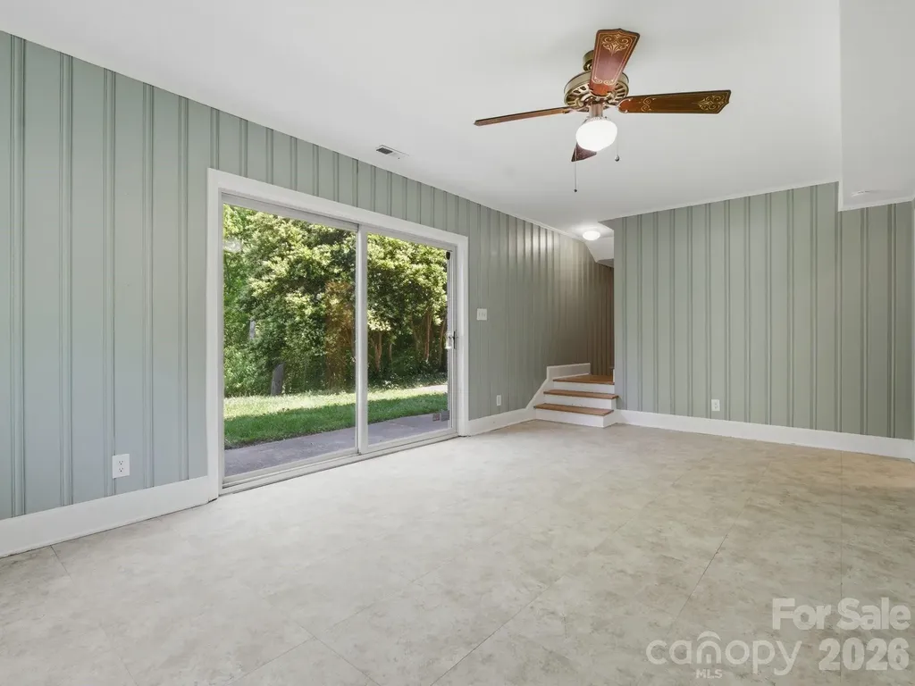 7401 Woodstream Drive Charlotte NC 28210