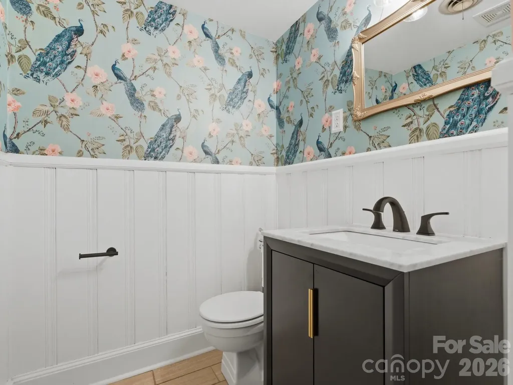7401 Woodstream Drive Charlotte NC 28210