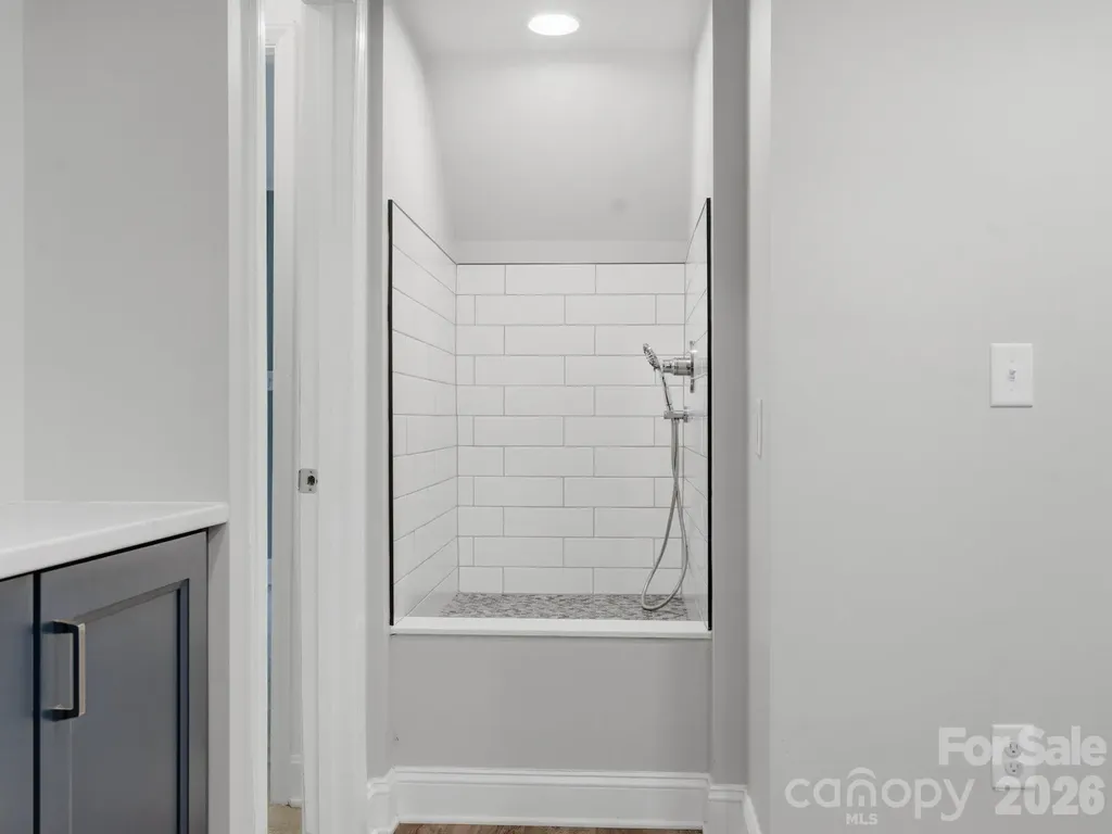 7401 Woodstream Drive Charlotte NC 28210