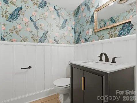 7401 Woodstream Drive Charlotte NC 28210
